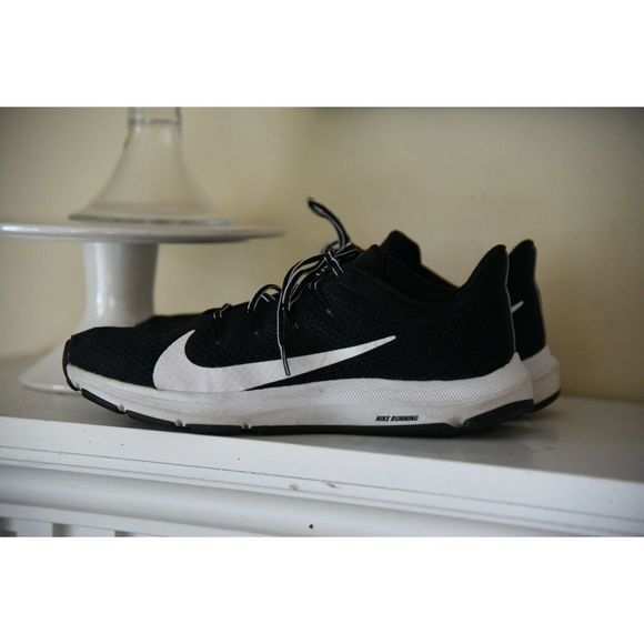 wmns nike quest 2
